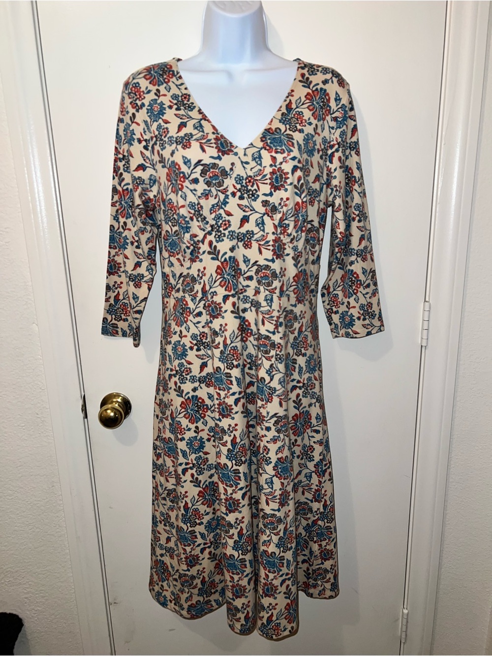 sahalie Cream Floral V-Neck Midi Dress with Blue and Red Flowers
